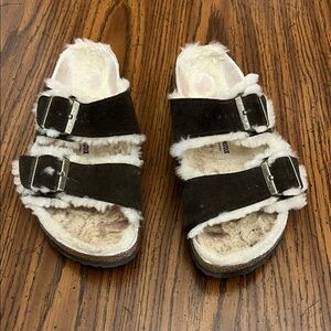 Birkenstock Arizona Women’s Shearling Buckle Sandals Size EU40